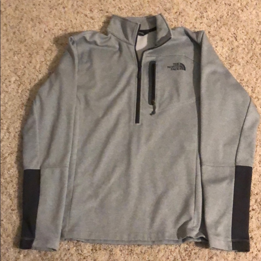 The North Face Pull Over